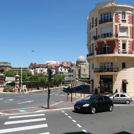 Apartment Studio Lumineux Dans Ancien Palace *